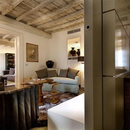 Relaxing With Terrace Apartman